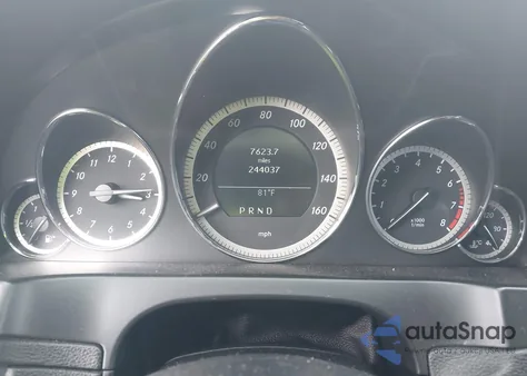 2010 Mercedes-Benz E 550 from USA, damaged, VIN WDDKJ7CB6AF050403